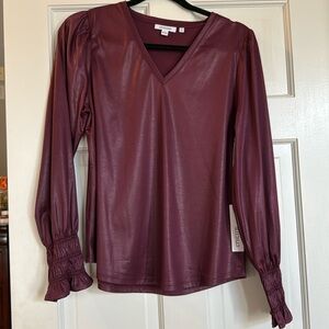 Women's plum top